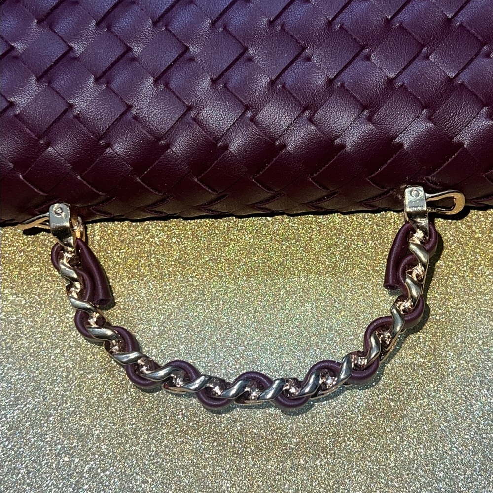 New Elegant Woven Burgundy Clutch and Crossbody - Picture 9 of 17